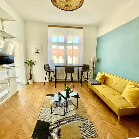 Contactless Self-check-in - Stayhere 36 Apartment